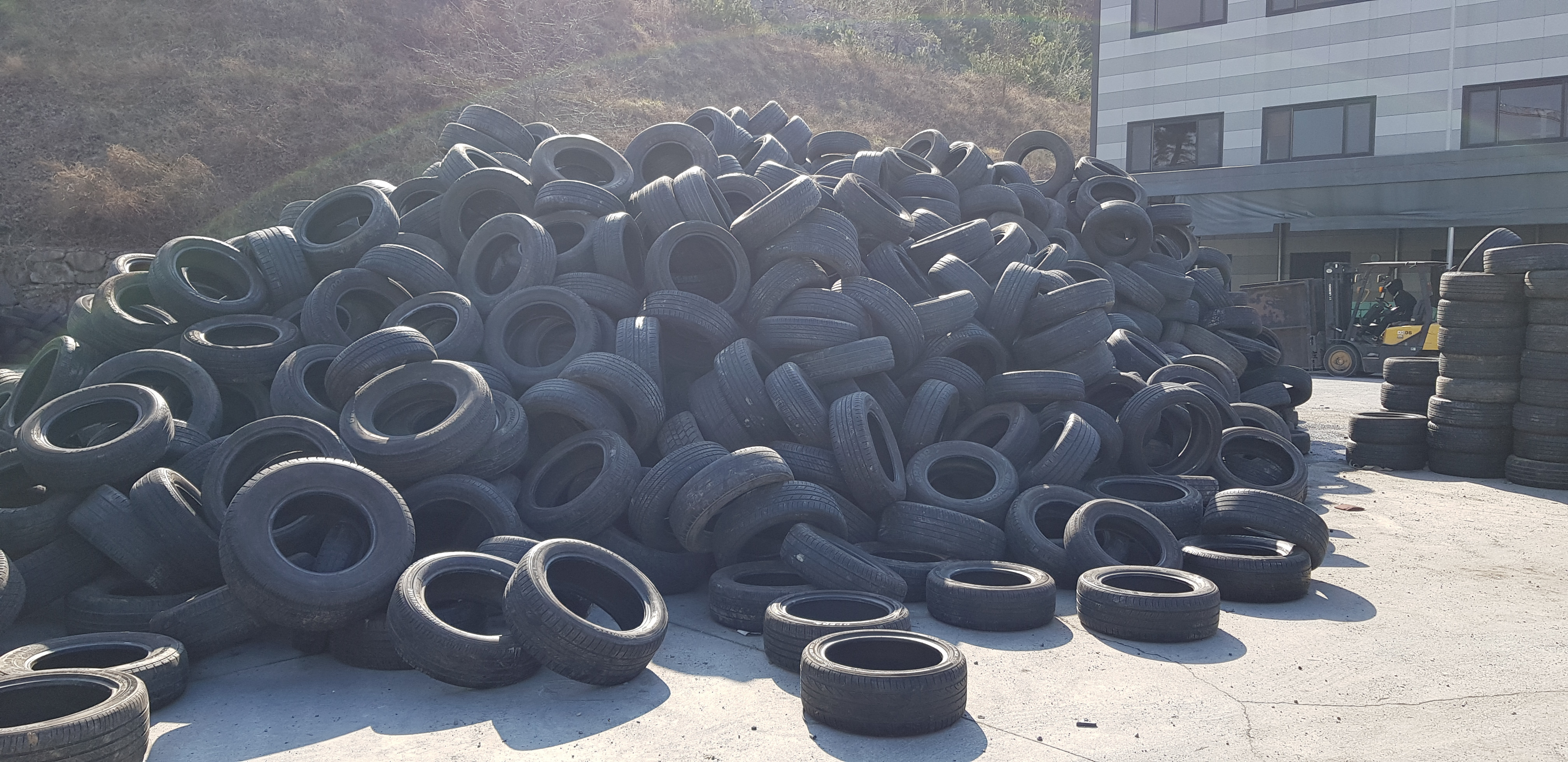 Used tire passenger tyre korea (IK GLOBAL)