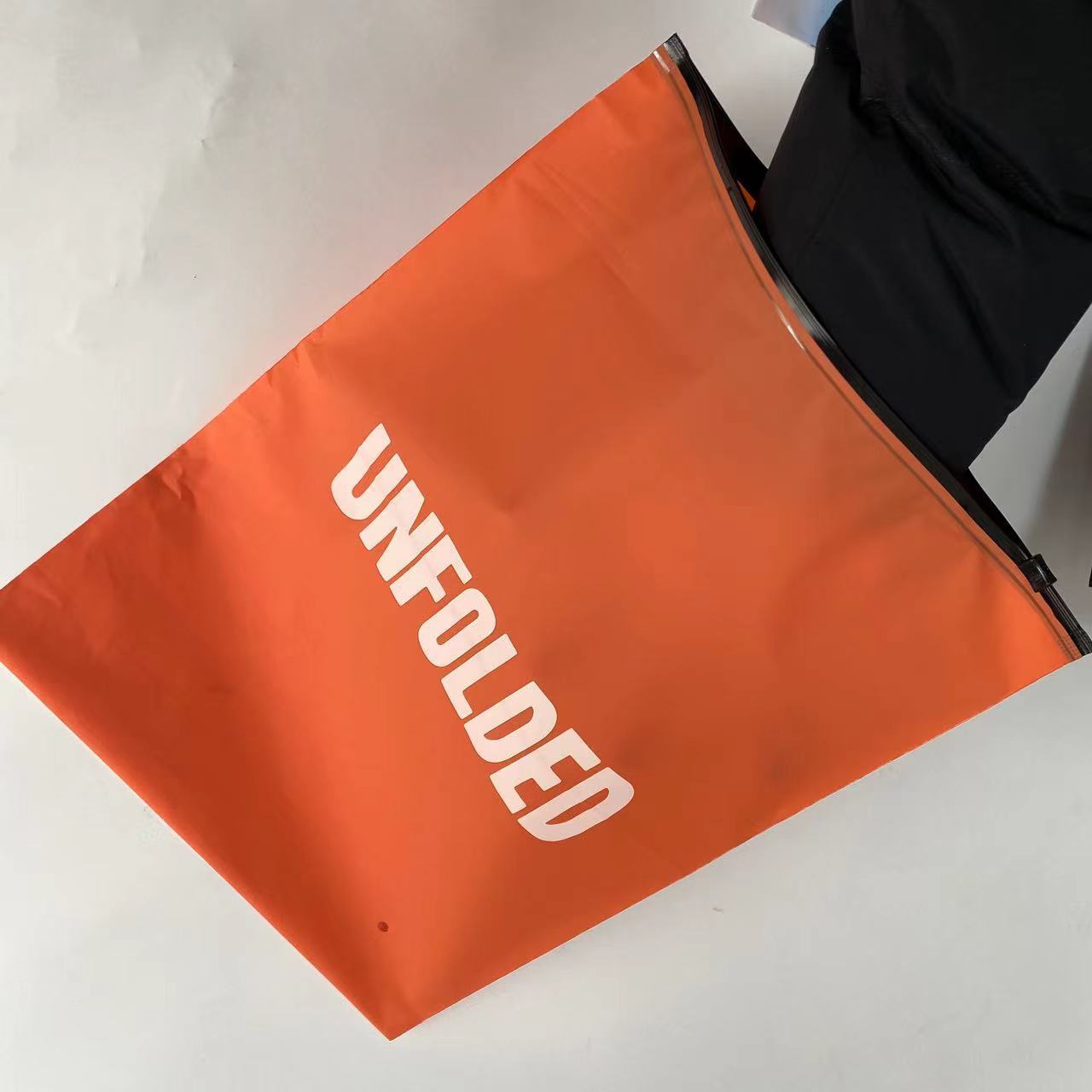 Customize Printed Zip Lock Orange Zipper Frosted Matte Plastic Packing T shirt Clothing Packaging Bag Zipper Top Shipping Bag