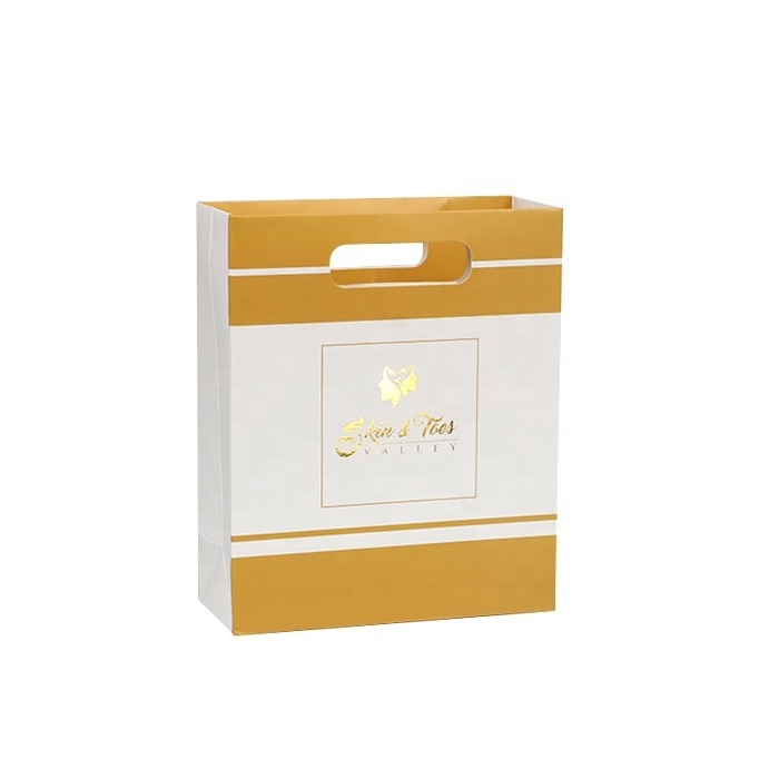 Machine Made Simple Design Custom Hot Foiled Gold Logo Small Candy Fancy Boutique Gift Die Cut Paper Bag