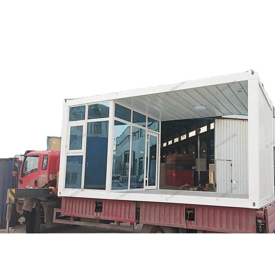 Container House Prefabricated for Homeless Dogs and Cats or Pets Asylum Container or Animal Rescue Stands Container