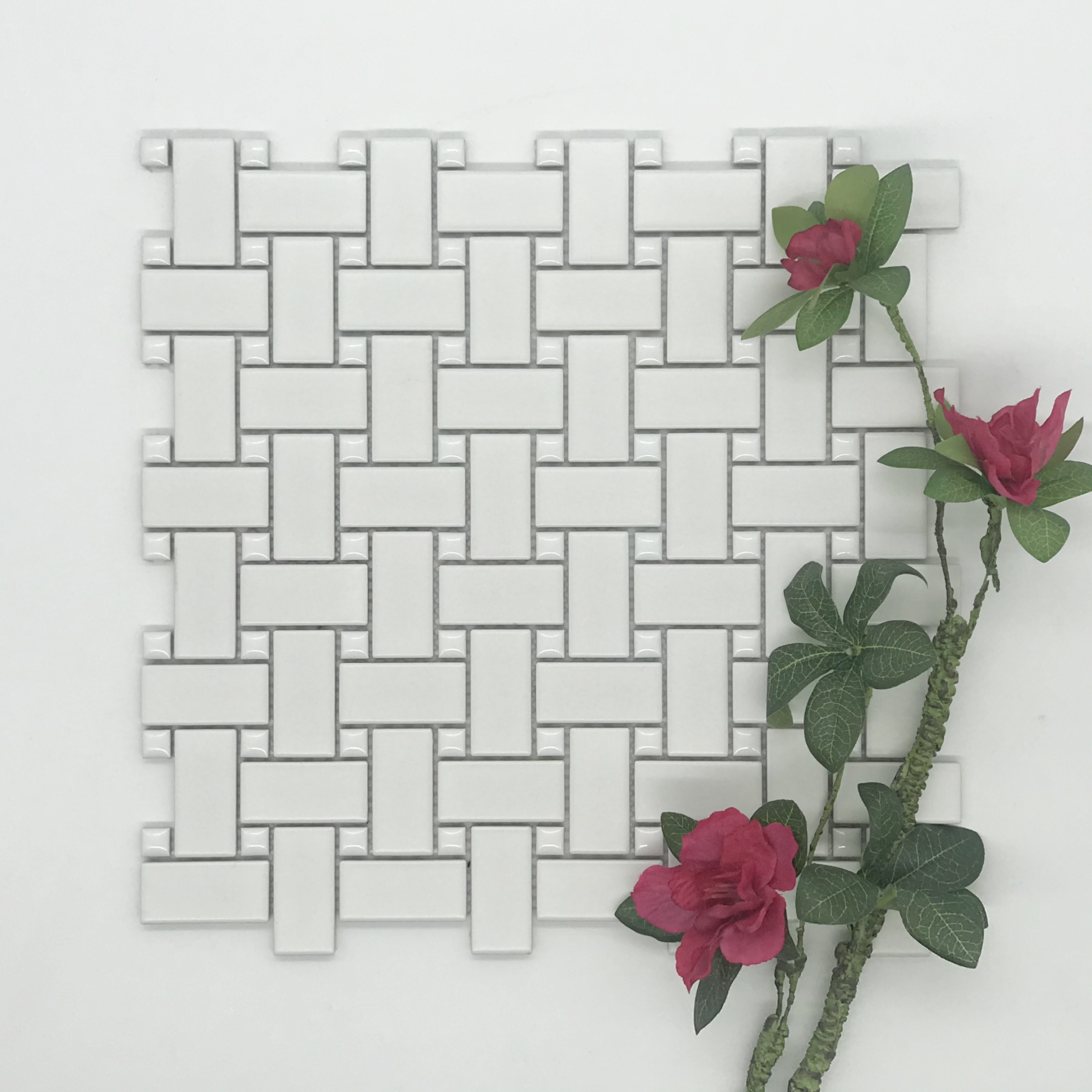 Classic Hot Style Basketweave Style with White Dot Porcelain Mosaic Tiles for Wall Decoration