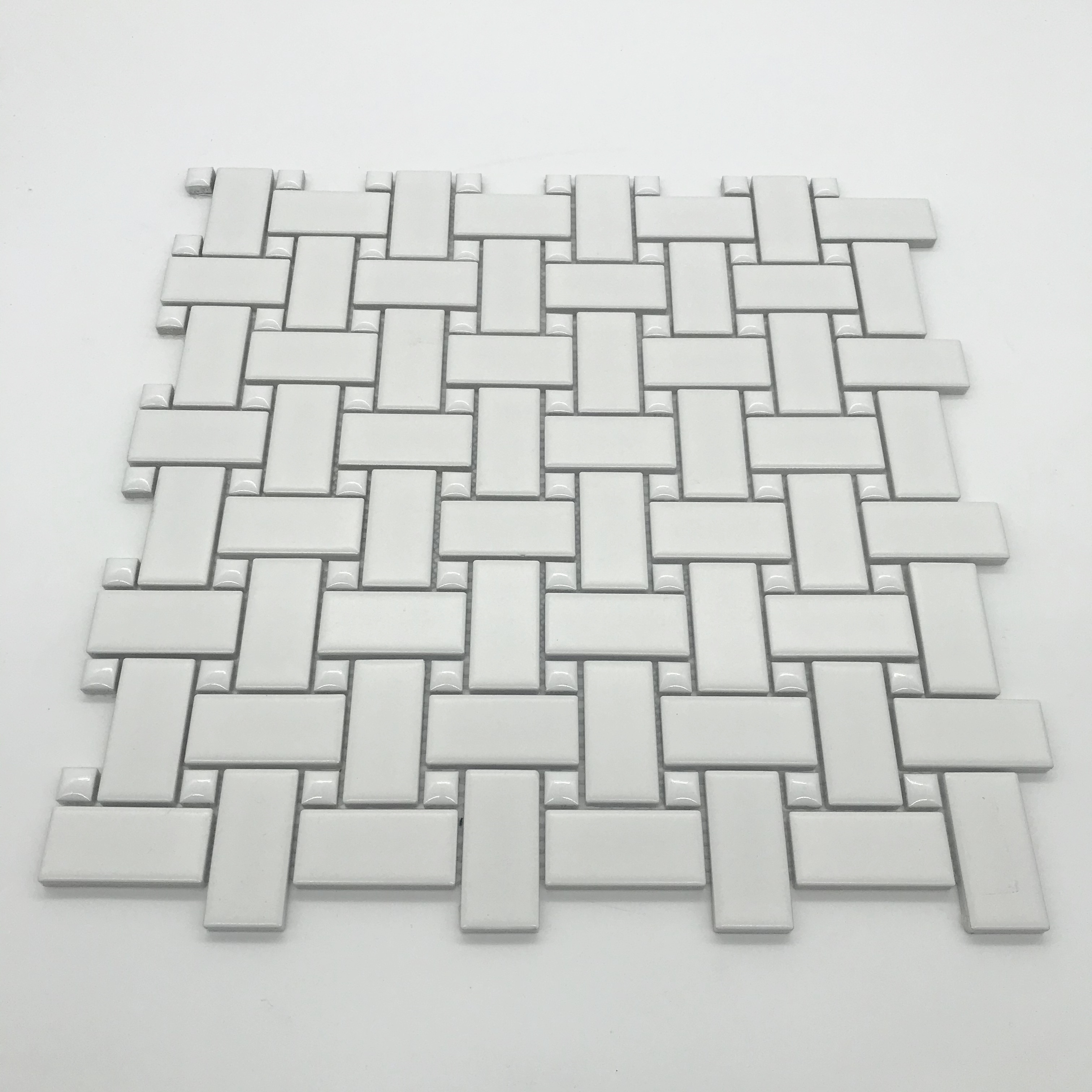 Classic Hot Style Basketweave Style with White Dot Porcelain Mosaic Tiles for Wall Decoration