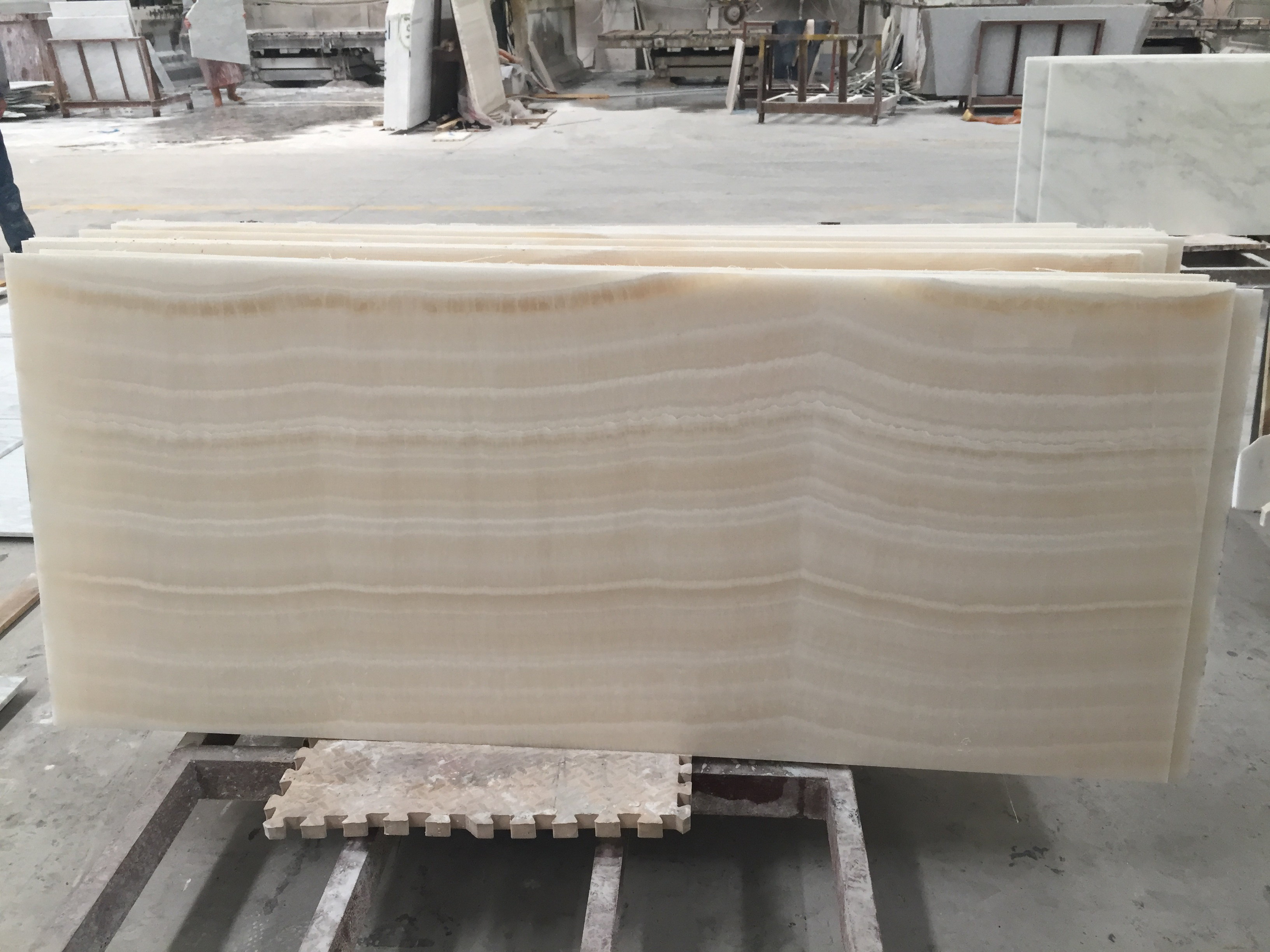 Natural marble with brown vein white onyx marble for interior decoration