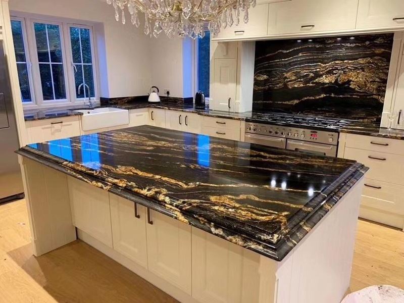 Customized Sizes Edges Profiled Black Taurus Granite Kitchen Countertops Black Gold Color Granite Worktop