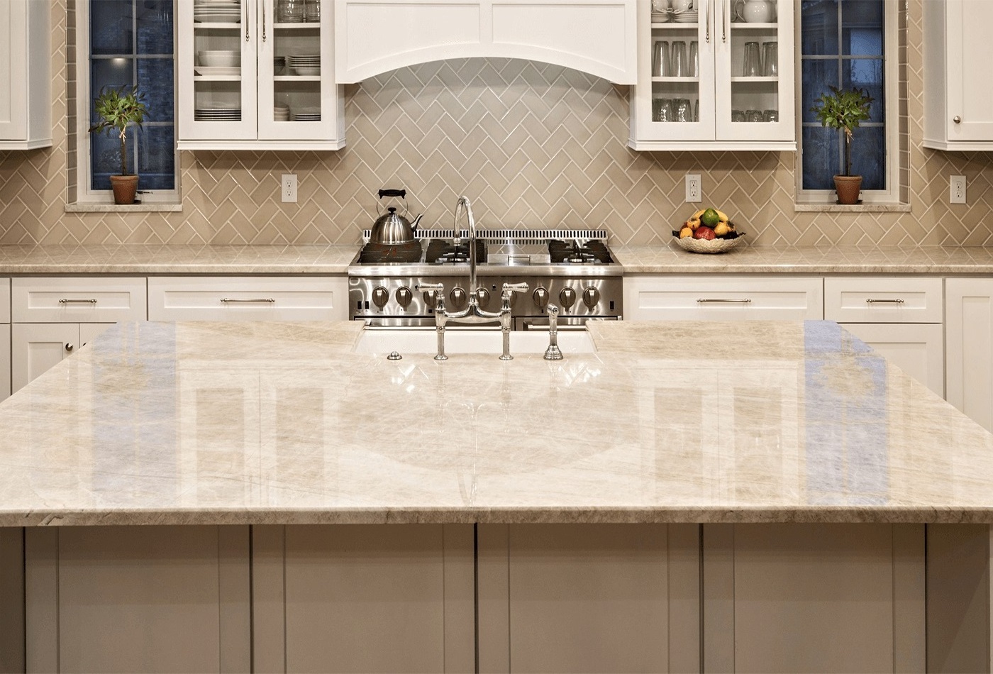 Luxury Top Quality Natural Brazil Taj Mahal Quartzite Marble Slabs for Kitchen Island Countertop