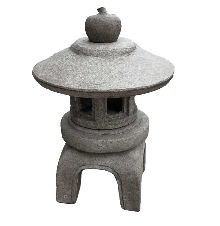 Hand Carved Japanese Garden Stone Statue Antique Granite Lanterns For Outdoor Ornaments