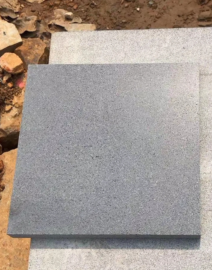 Natural Honed Matt Finish China Grey Lava Basalto Pietra Basaltina Volcano Basalt Stone Slabs Tiles