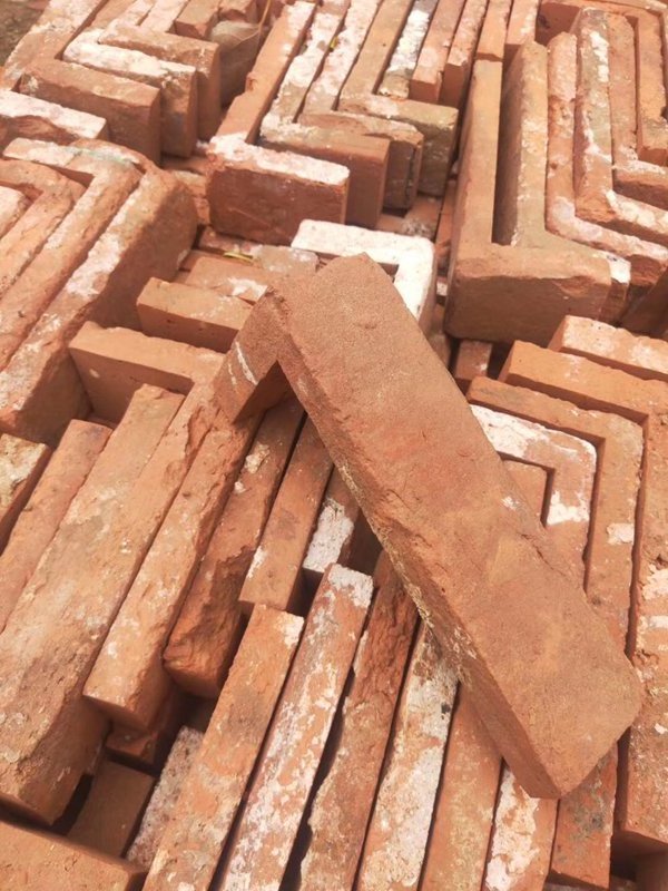 Handmade  Antique Reclaimed Old Red Thin Clay Brick Veneer For Wall Cladding