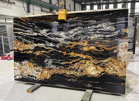 Customized Sizes Edges Profiled Black Taurus Granite Kitchen Countertops Black Gold Color Granite Worktop