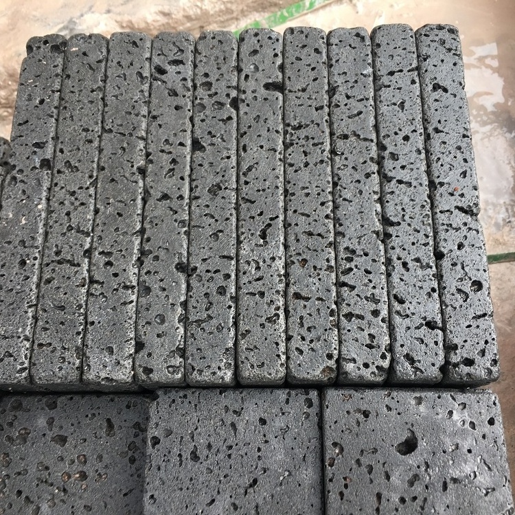 China Black Basalt cobble stone pavers for Garden and Square Pavings