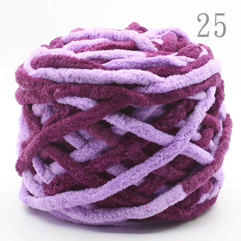 High Quality Rich Soft Warm 100% Polyester Velvet Chenille Yarn For Crochet Knitting Chunky Woolen Yarn