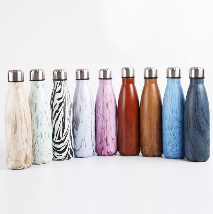 Hot Selling Double-walled stainless steel insulated water bottle Keeps drinks cold and hot