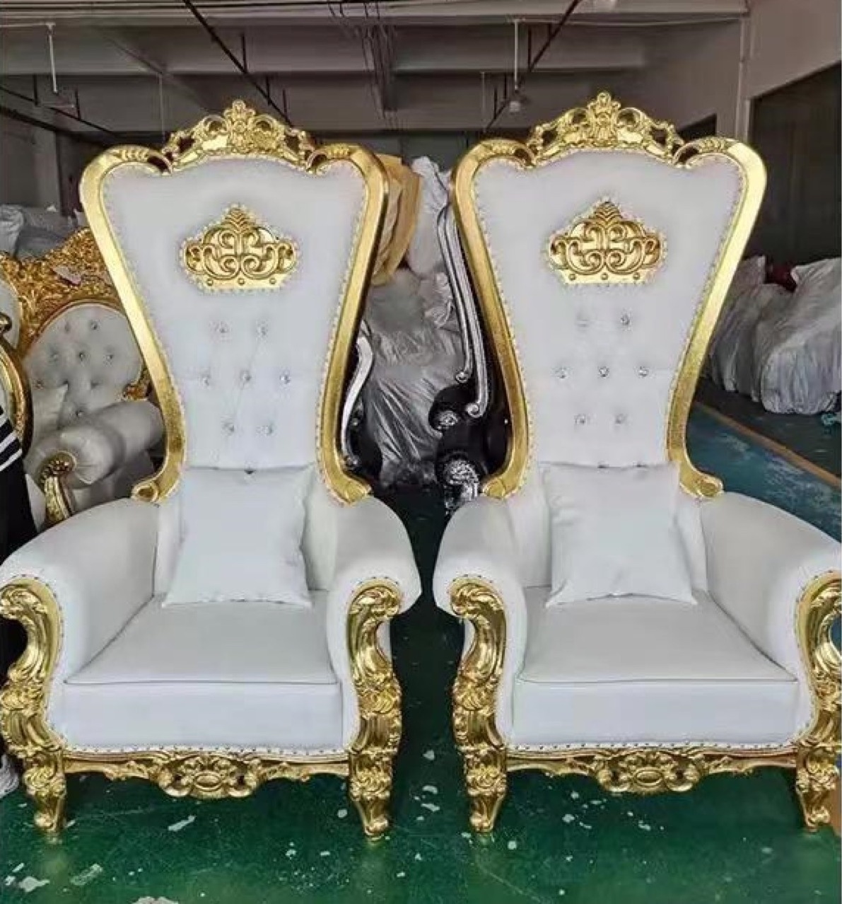 Wholesale High Back Wood Wedding Gold White Royal Chairs Luxury Wedding King Gold Throne Chairs