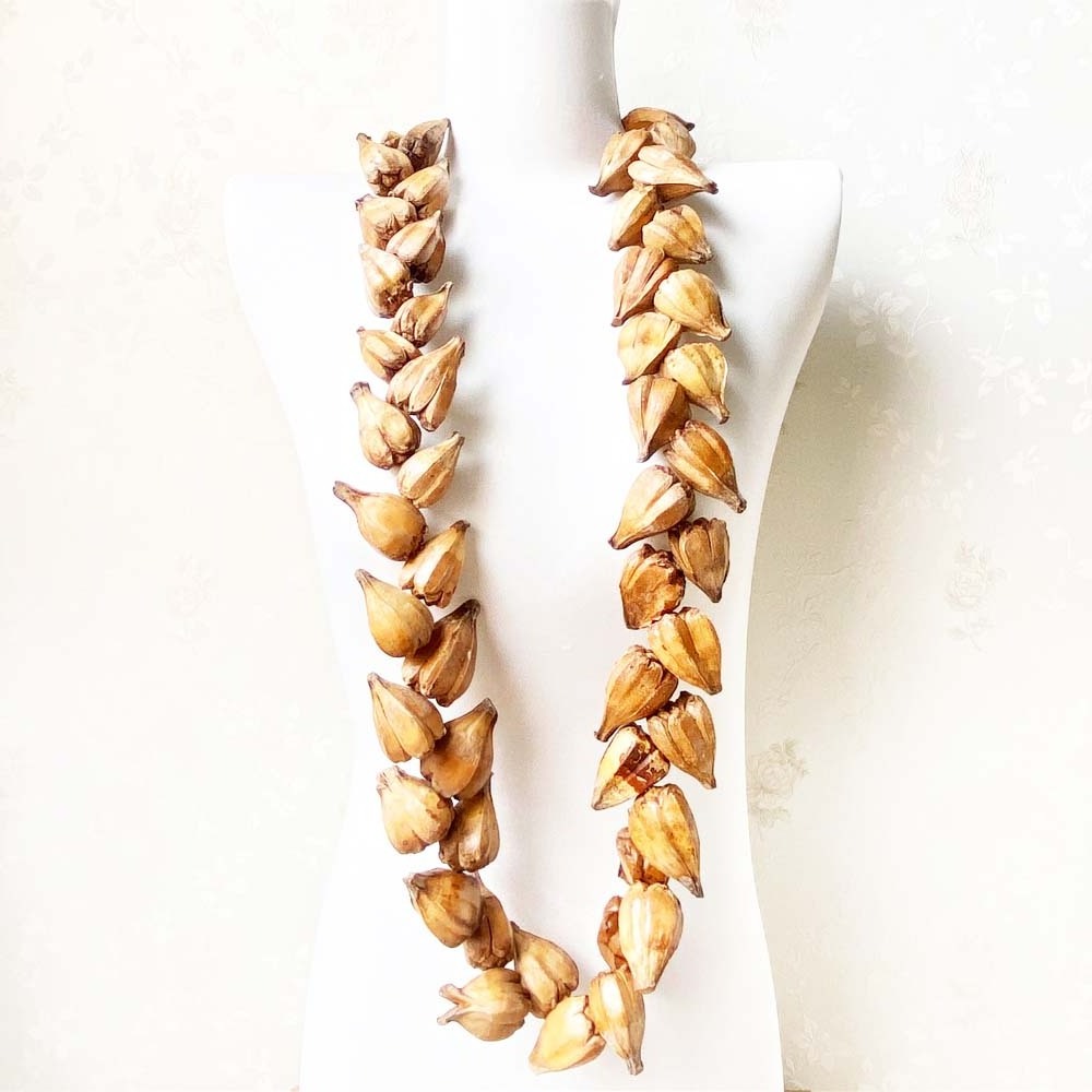 High Quality Custom Roman Reigns Ula Tala Tribal Chief Samoan Necklace Tropical Fashion 110CM Natural Kukui Nuts Leis For Sale