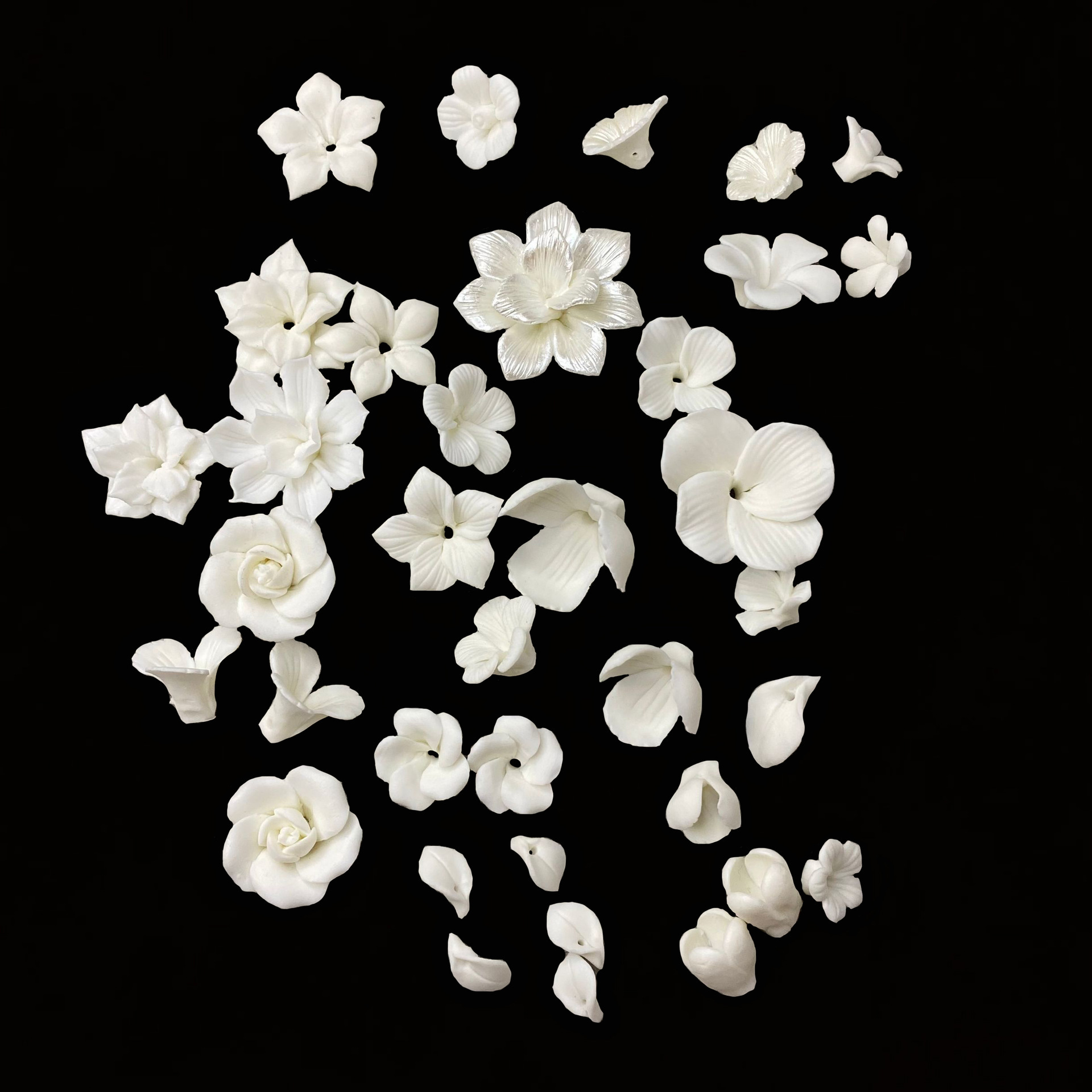 RE4614 White Porcelain Clay Ceramic Flowers Material for DIY Handmade Bridal Hair Accessories Wedding Hair Jewelry