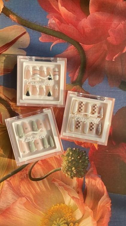 press on nails packaging box reusable ABS Medium Almond French acrylic nails glue kiss press on nails