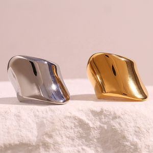 Exaggerated Glossy Signet Ring 18k Gold Plated Stainless Steel Rings Women Jewelry Waterproof Jewelry