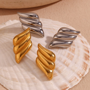 Dainty Wings Design Stud Earrings Gold Plated Boucles D'oreilles Stainless Steel Jewelry Making Supplies