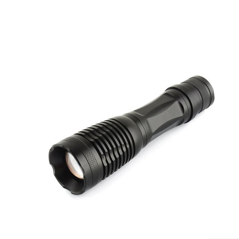 XML T6 LED Flashlight 8000 Lumens Lanterna Adjustable led Torch Zoom Tactical Flashlight + Charger +1* 18650 Battery