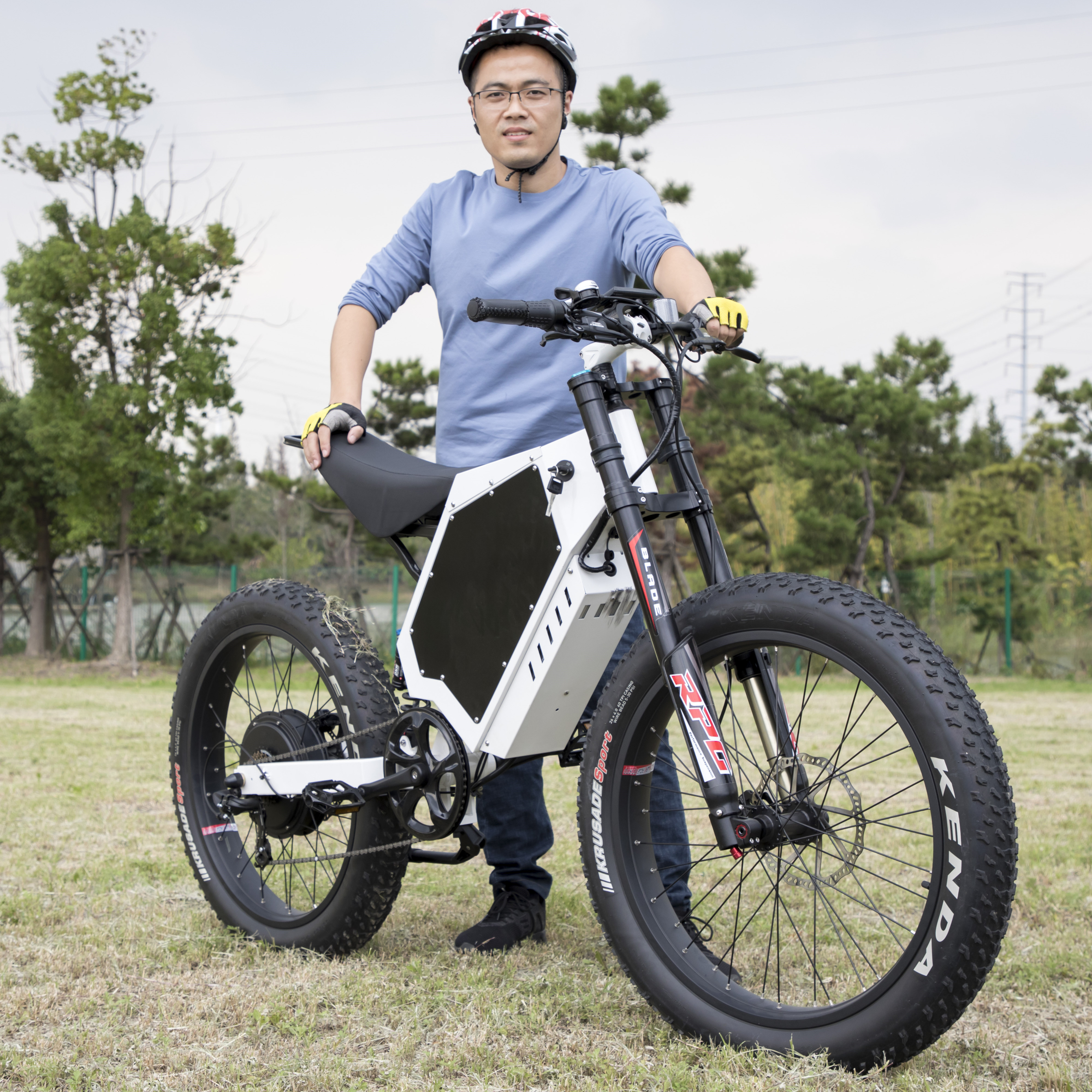 26*4.0 fat electric bicycle big tyre 5000w 8000w 12000w Electric Fat Tire Bike with fast speed 110km/h ebike