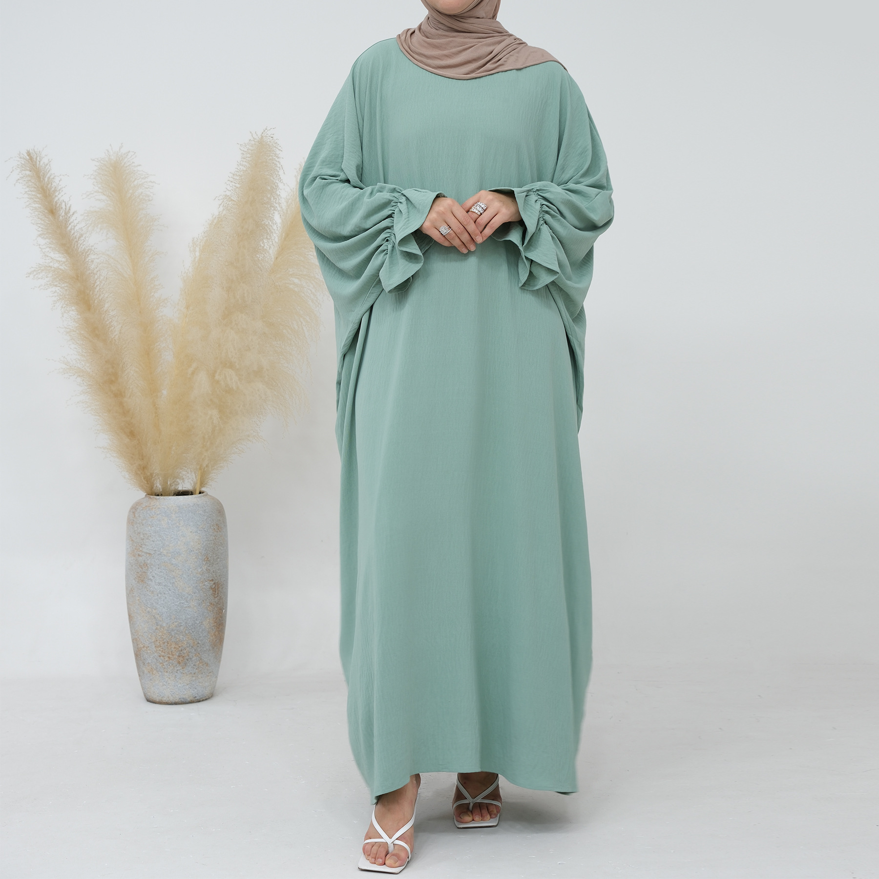 Yibaoli Manufacturer top quality ramadan mubarak abaya dress islamic eid dubai ramadan clothes 2024