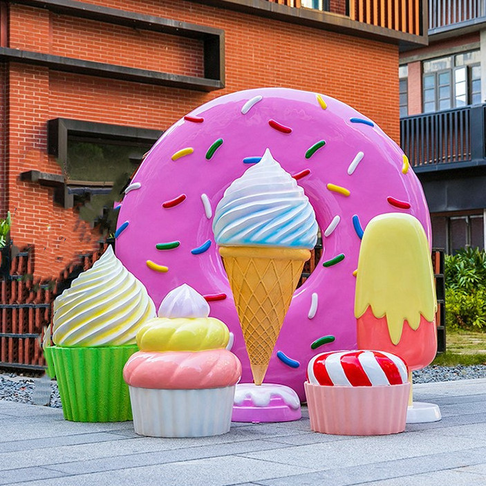 Theme Park Large Fiberglass Cone Ice Cream Sculpture Dessert Food Statue for Party Outdoor Window Display