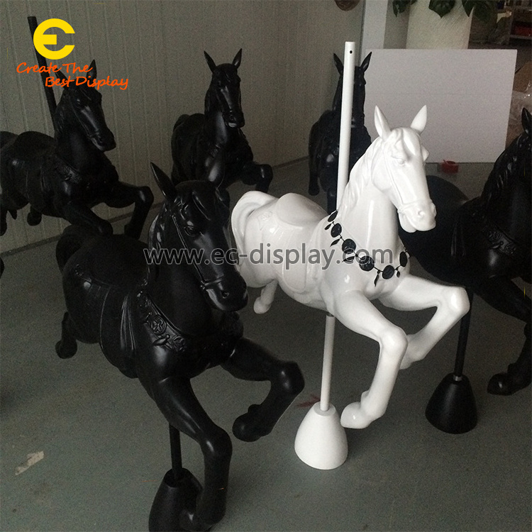 Store window visual decorations 3D display craft fiberglass carousel horse sculpture