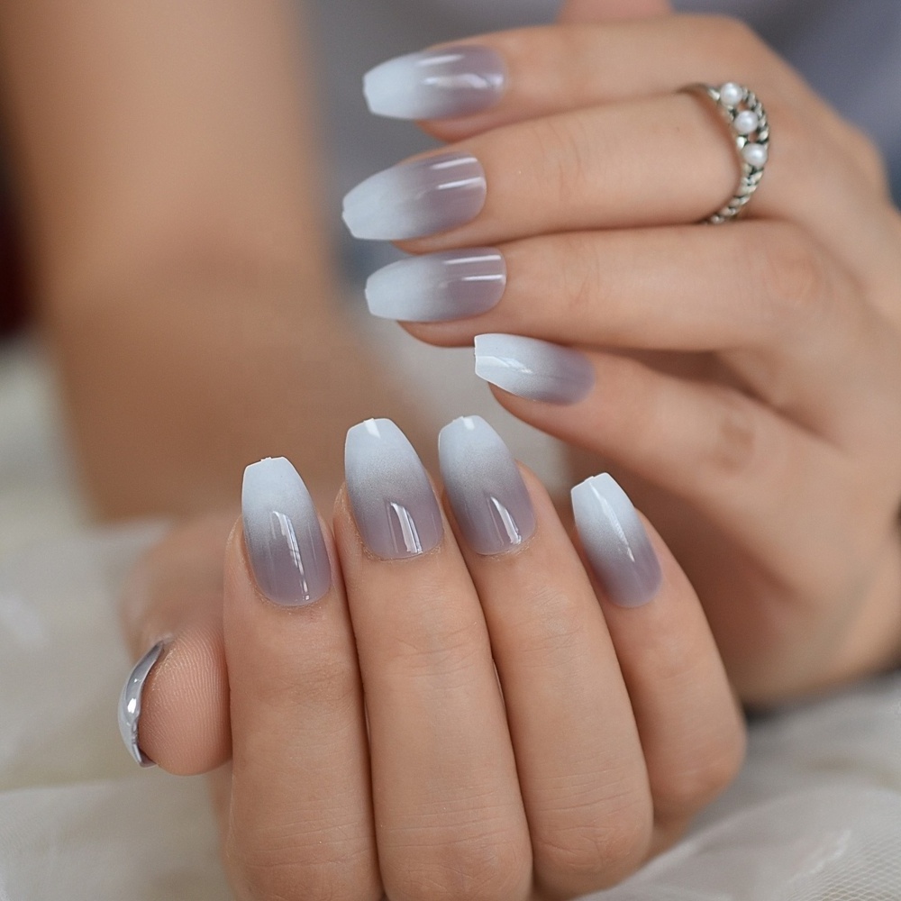 Grey Medium Ballerina Nails Glossy Surface Coffin False Nail Art Tips Gradient Full-covered Simple 24pcs With Glue L5442