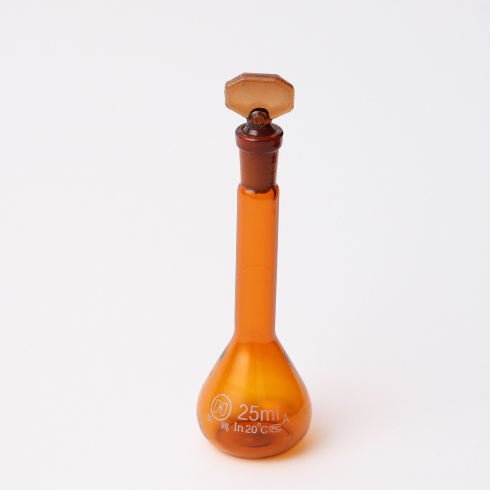 Huaou 1622A-10ml Amber glass graduated volumetric flask supplier