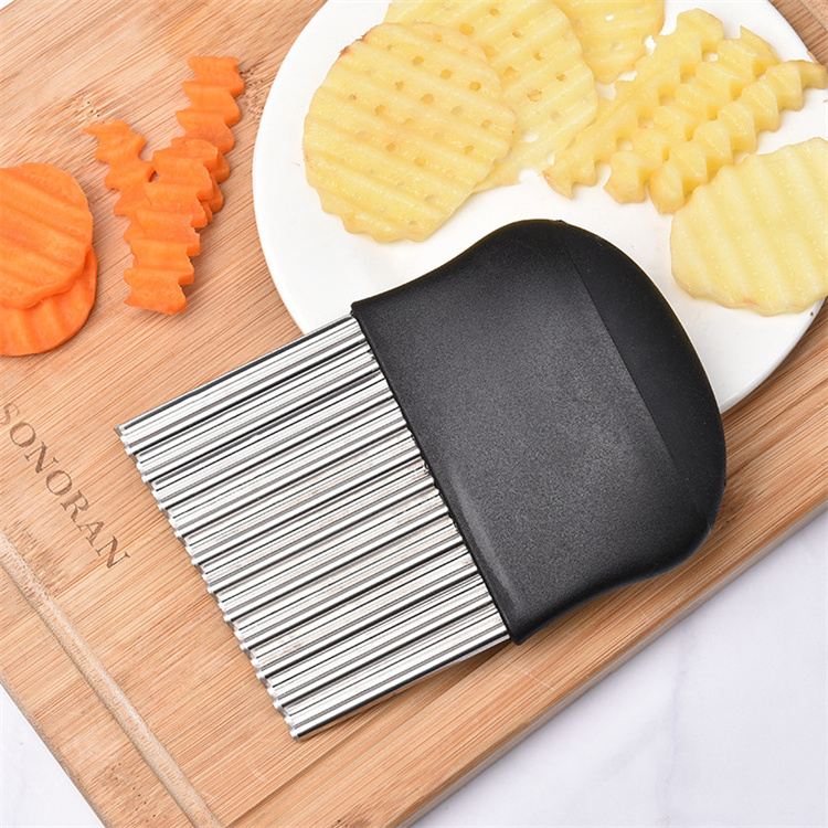 Vegetable cutting tools metal stainless steel wavy potato chips crinkle cutter serrator knife wavy chopper