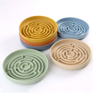 Custom Logo New Round Maze Silicone Slow Feeder Dog Pet Bowls with Suction Silicone Mat