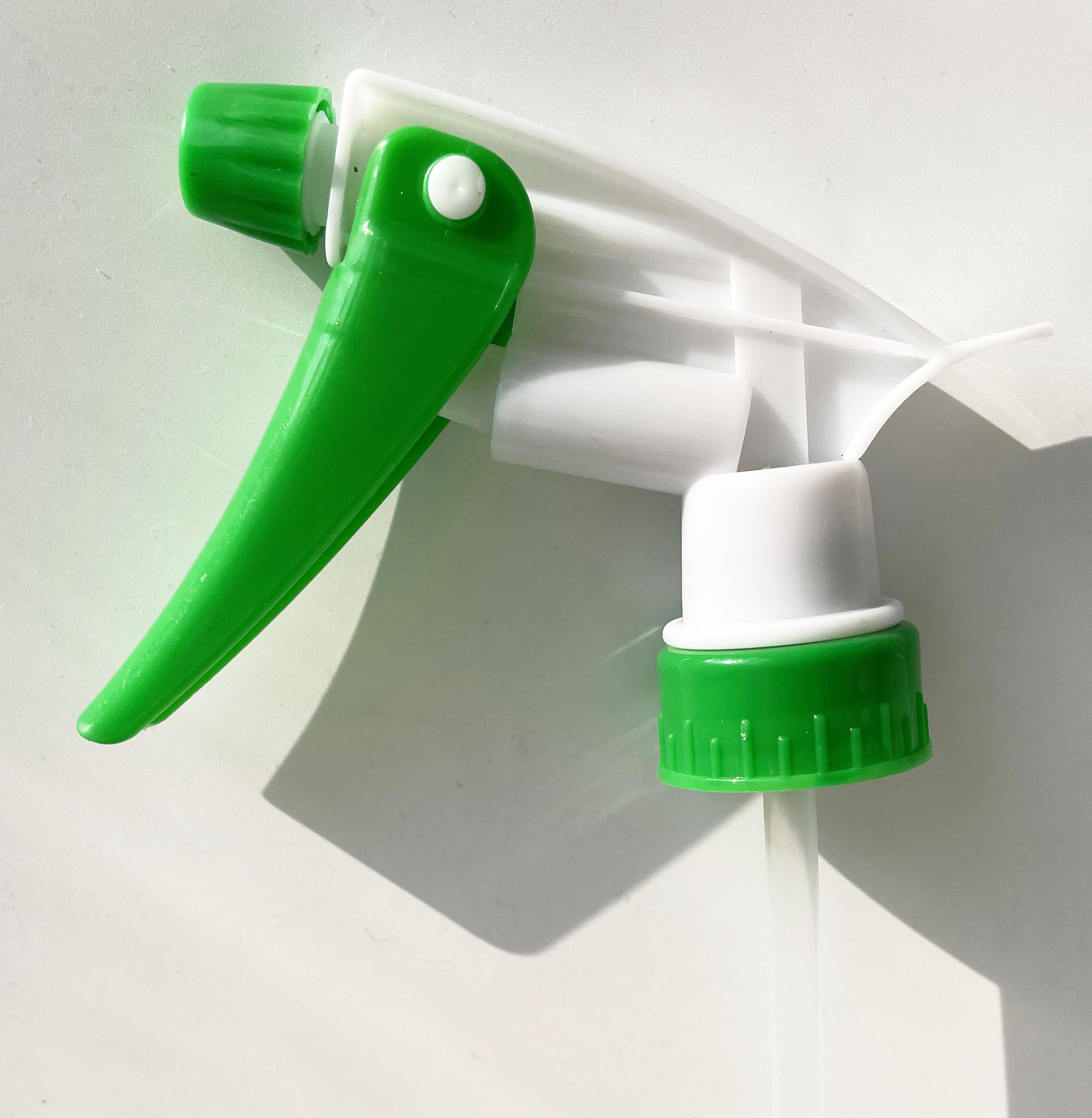 Green-White Colored 28-400 28-410 Plastic Trigger Sprayer Tire Wheel Spray Bottle Adjust Nozzle For Plastic Spray Bottles