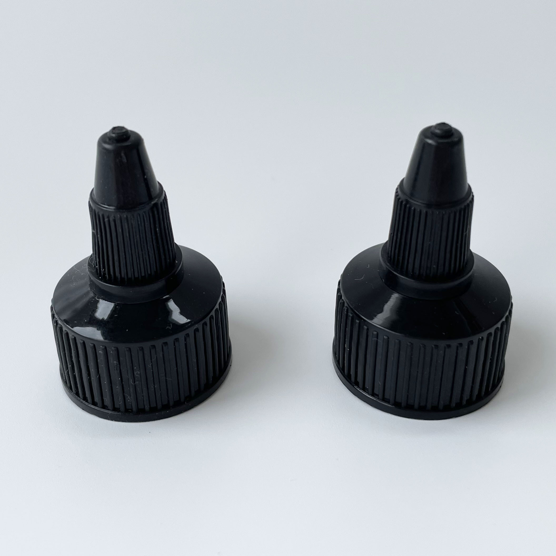 20mm 24mm 28mm Spout Cap closures plastic bottles caps twist top cap dispenser for hair product hot sauce packaging lid