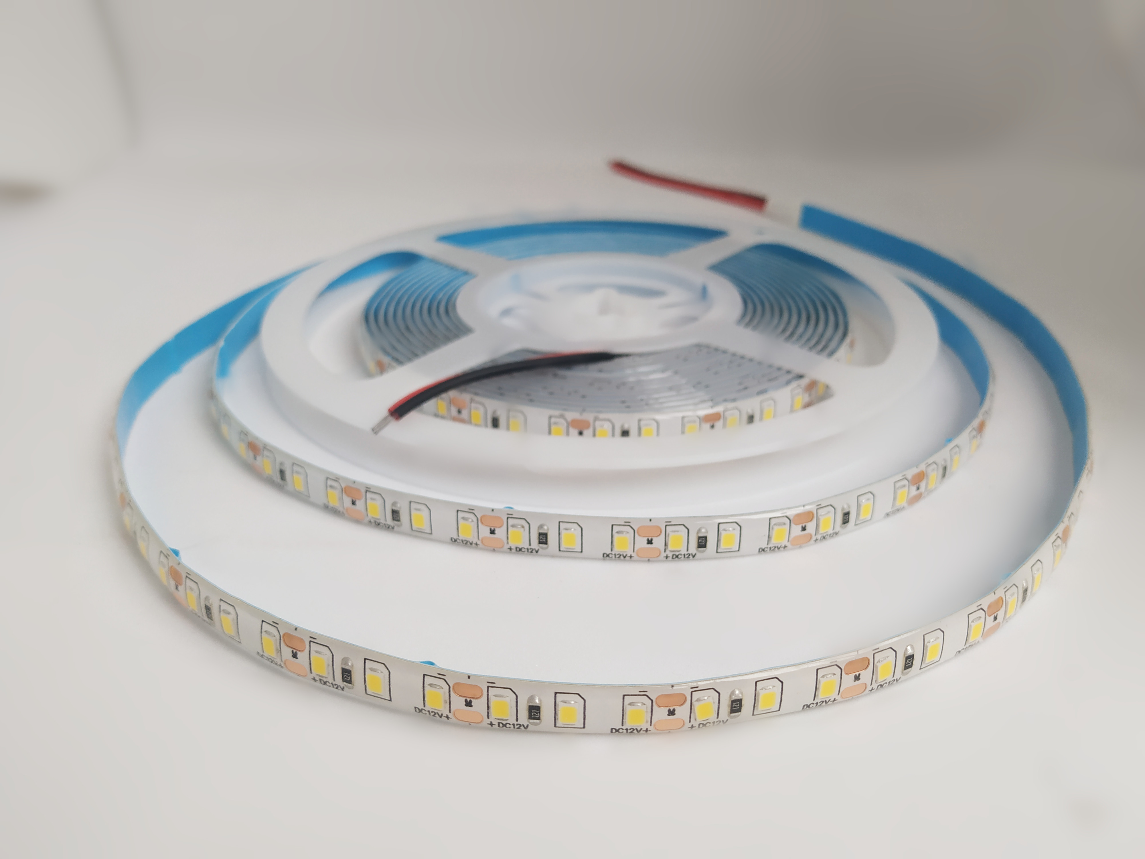 DC 12v   120 LEDs/M 5m/roll led tape lights SMD 2835 3000k 4000k 5000k 6500k IP44  flexible LED Strip Light