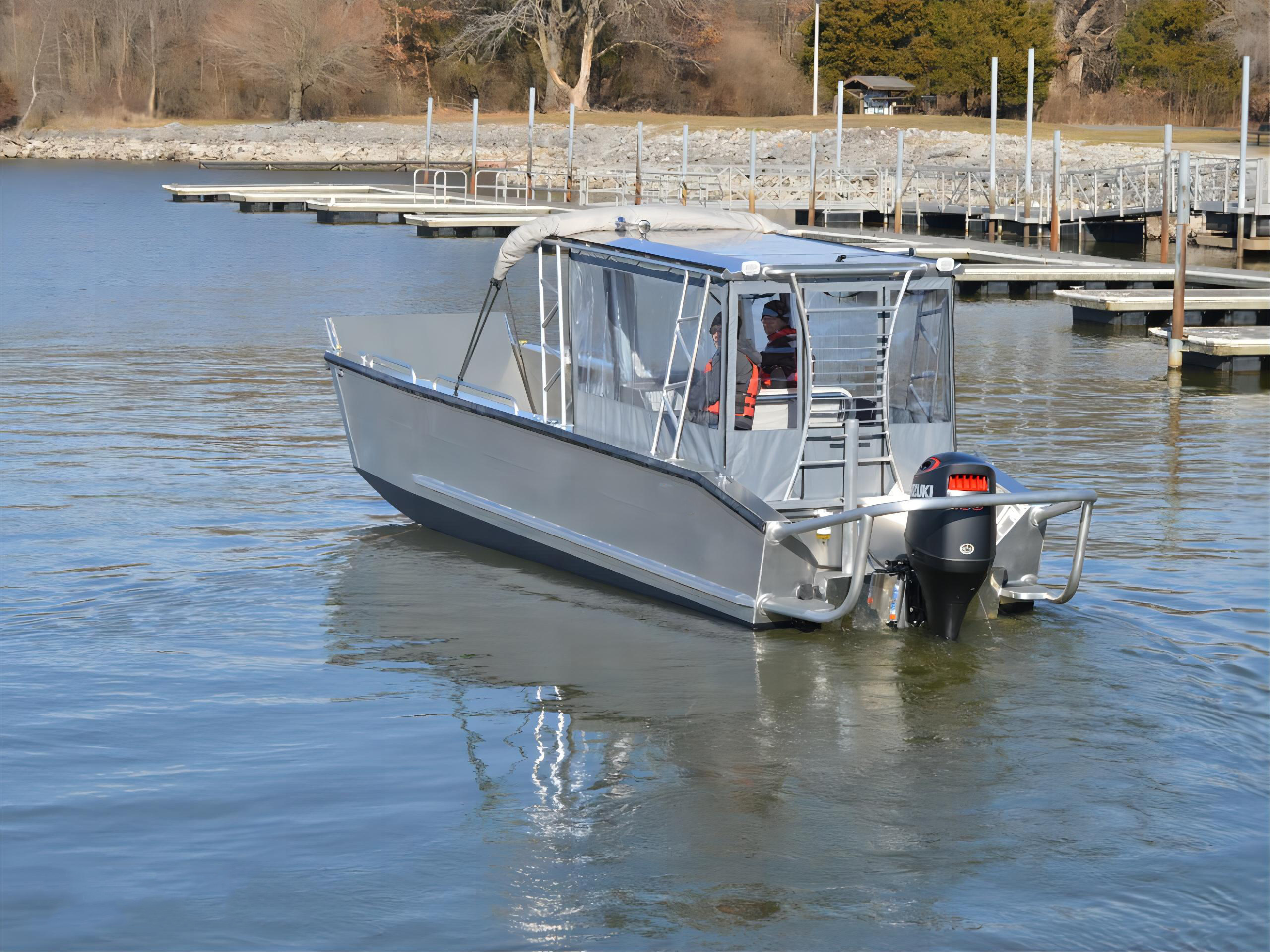 Hot Sale Aluminum Yacht Custom Outboard Engine Fishing Boat Cabin Boat For River Applications For Sale