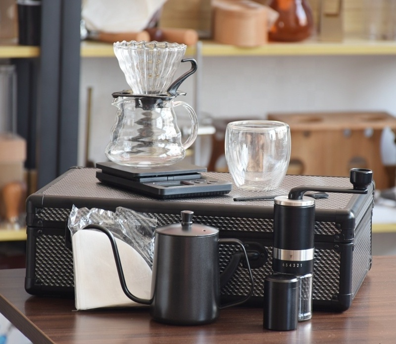 Fashion Portable Coffee Serving Set Grinder Scale with Timer Pour Over Coffee Kettle Hand Drip Coffee Set