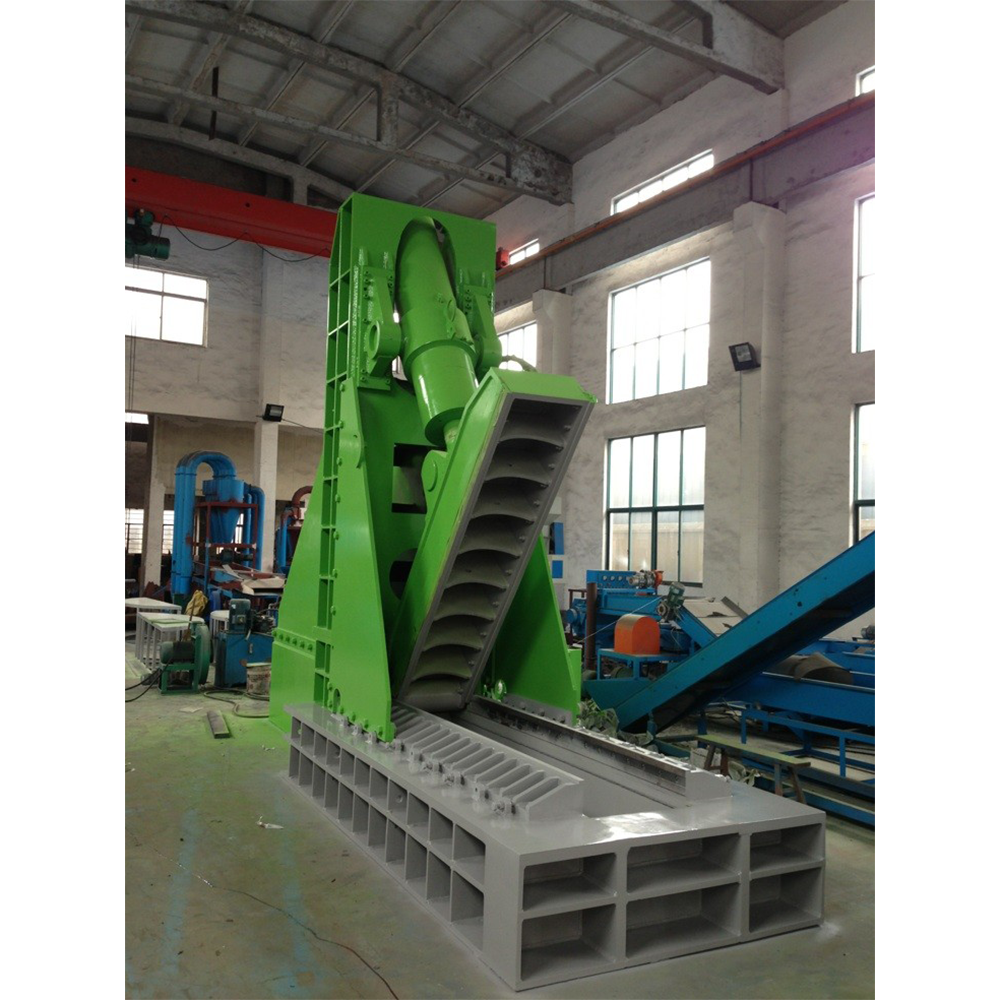 Scrap Tyre Recycling Mobile Small Passenger Car Tire Shredder For Sale