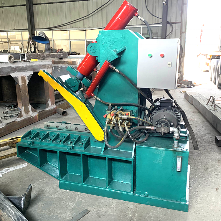 Scrap Tire Recycling Shredder Machine Line / Tyre Shredder For Sale