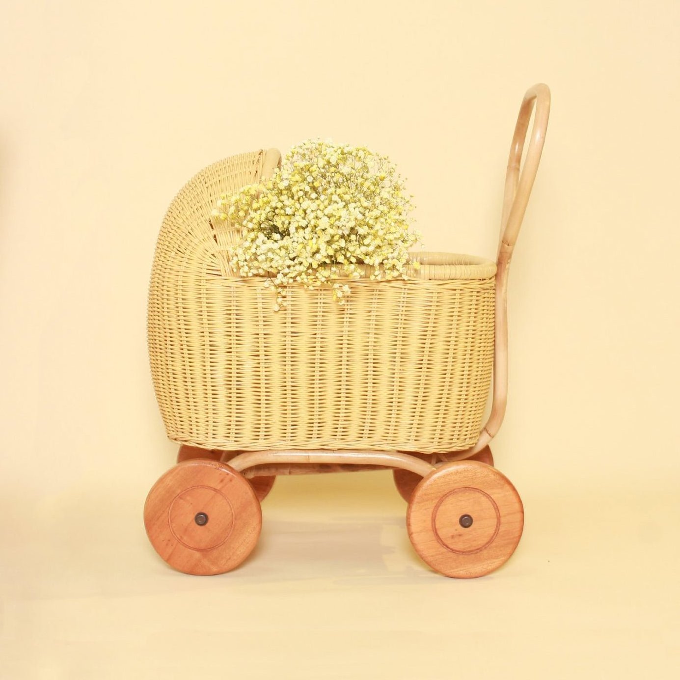 Best selling children pretend toys rattan kids doll pram with wheels small carriage stroller for dolls