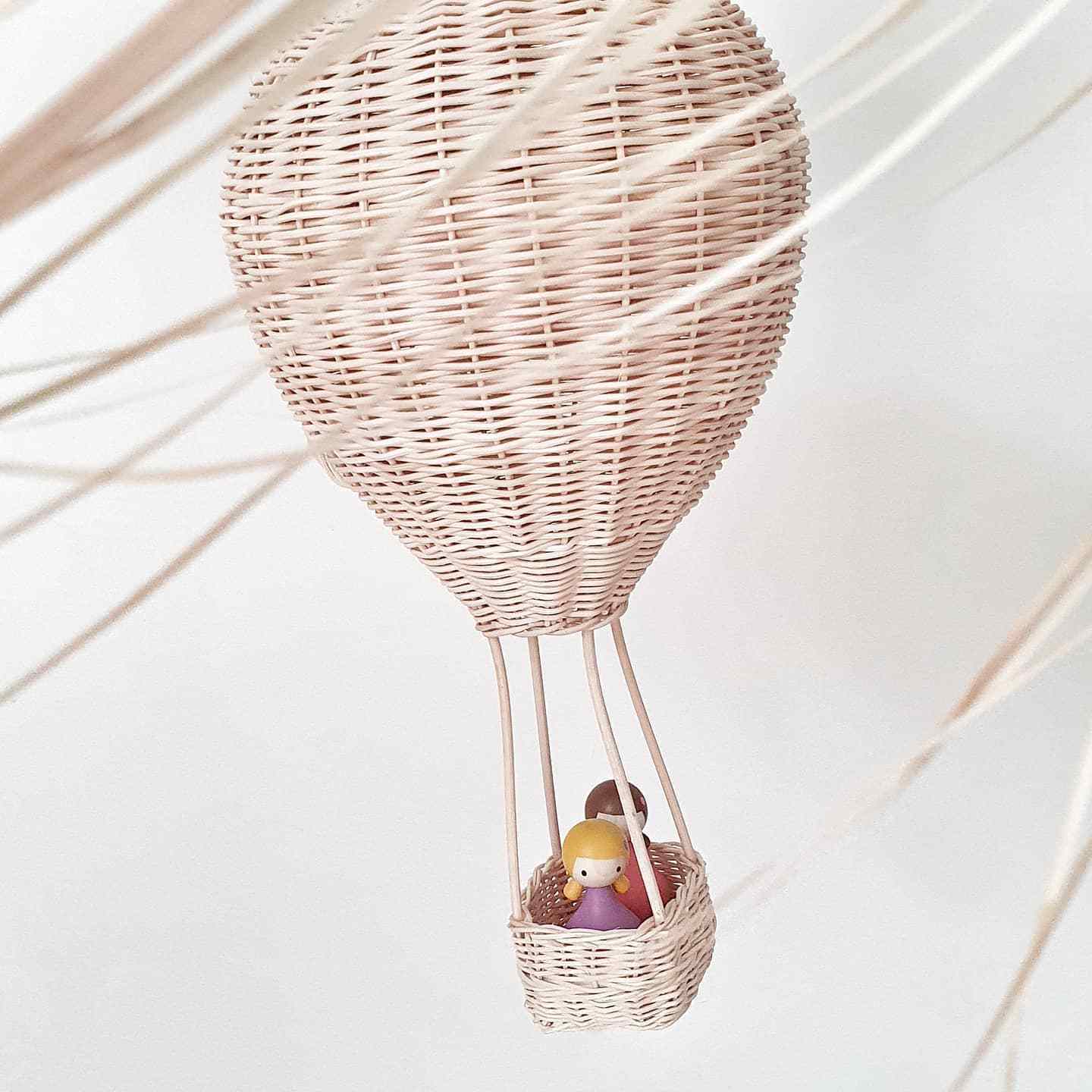 New design nursery bedroom decor hanging hot air balloon made of rattan cheap price natural craft