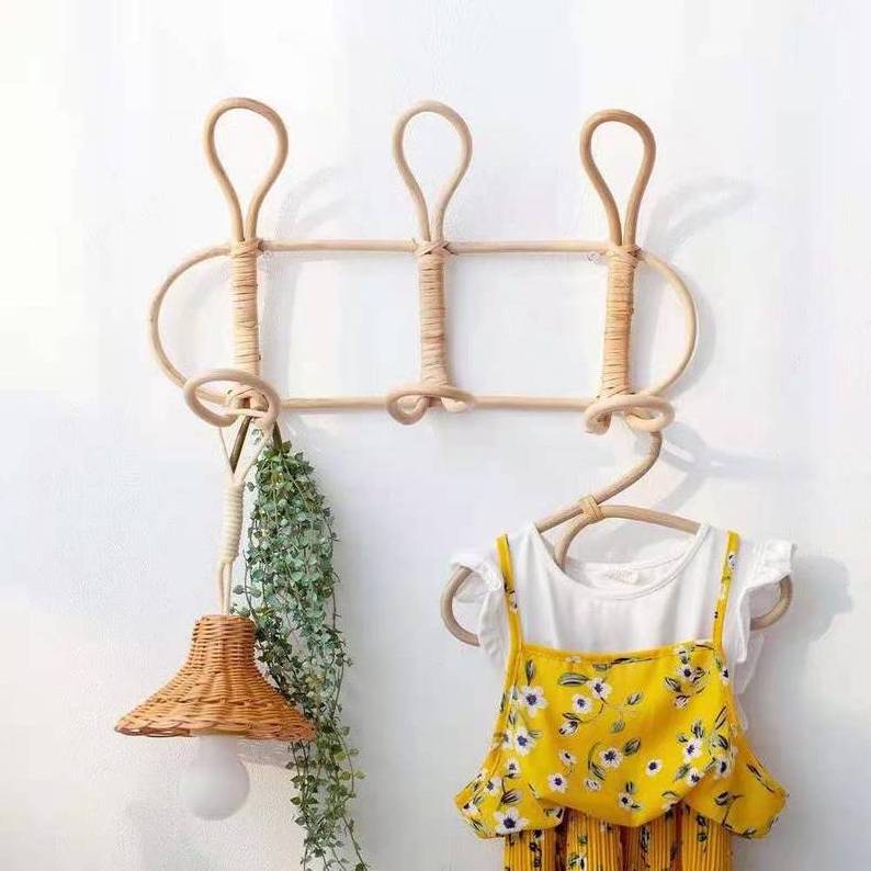 Top trend handmade modern style rattan wall-mounted hooks for hanging kid adult clothes and coat