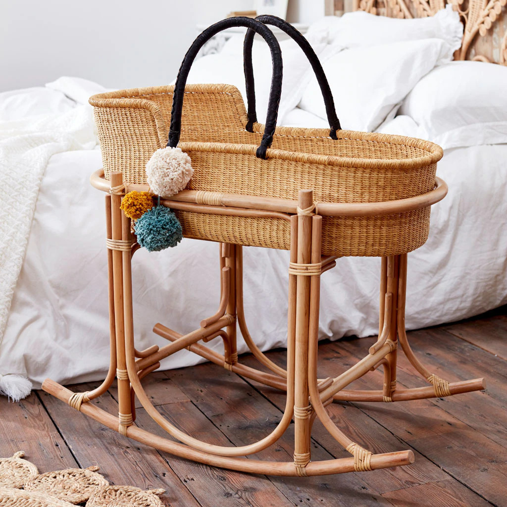 Baby rocker and bouncer chair crib with seagrass basket new styles trend Vietnamese supplier to export