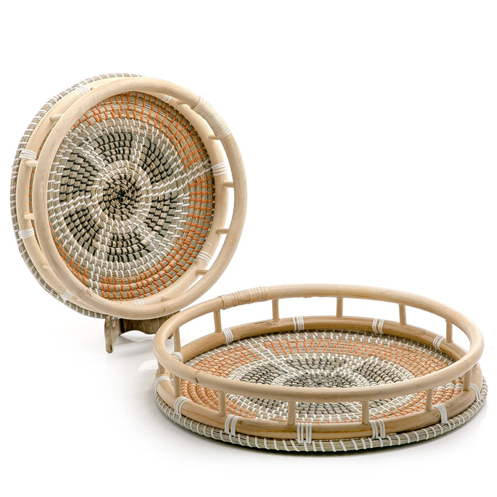 Natural woven seagrass basket serving tray high quality and cheap hand braided trays produced in Vietnam