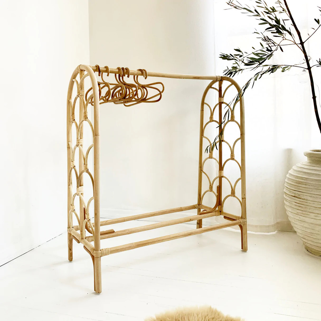 Clothing hanger rack natural eco friendly wholesale rattan clothes racks for adults and children