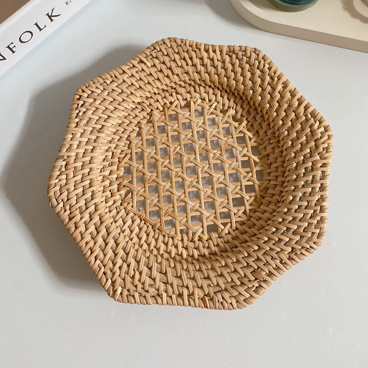 Eco friendly natural handmade woven rattan charger platesmat square round customized shaped plate chargers