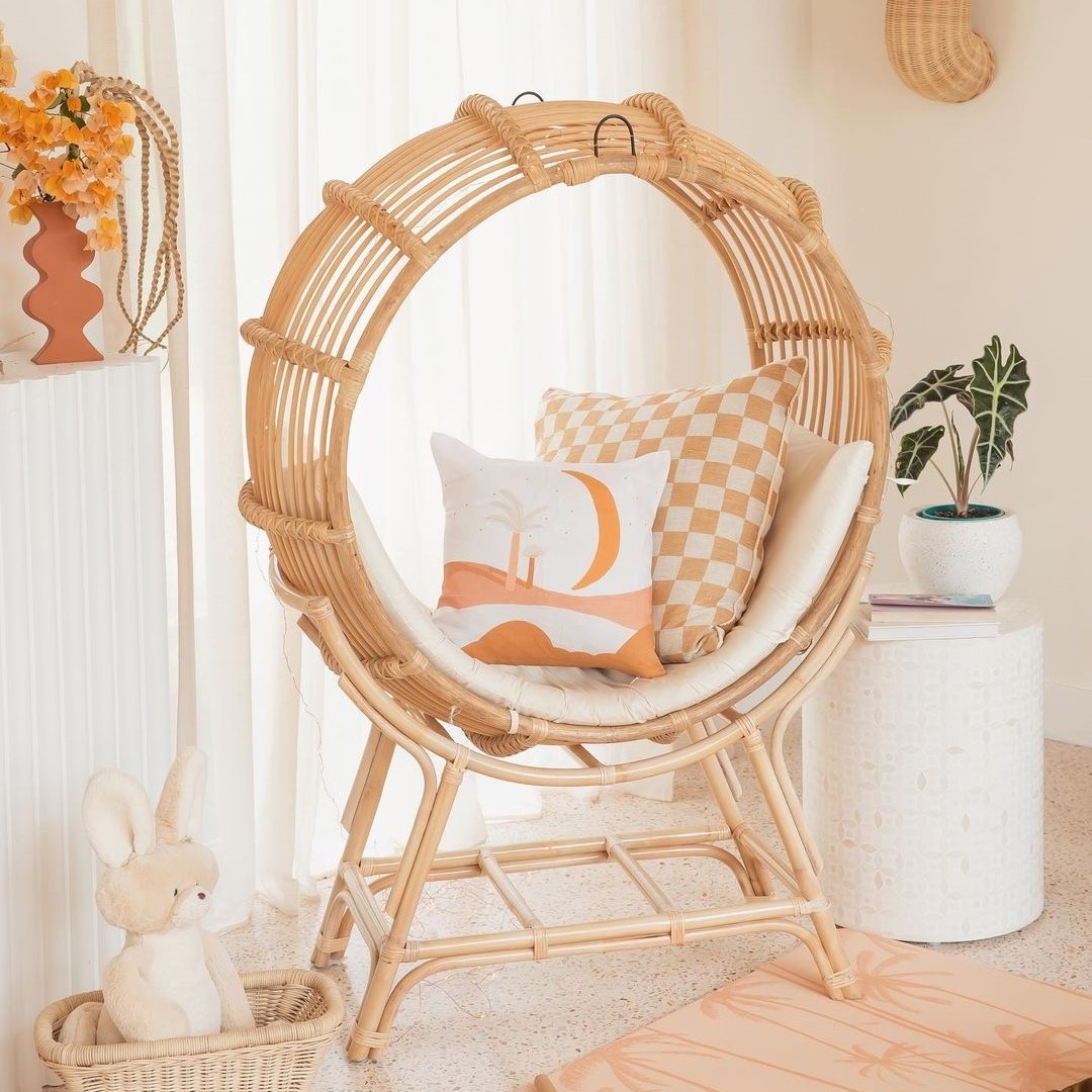 Premium quality rattan swing egg chair with stand indoor relaxing leisure chairs from Vietnam factory for export