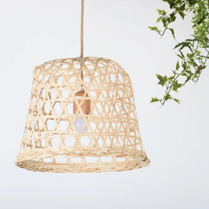 Manufacturer Vietnamese handmade bamboo ceiling lamps rattan pendant lamp light new designs to export