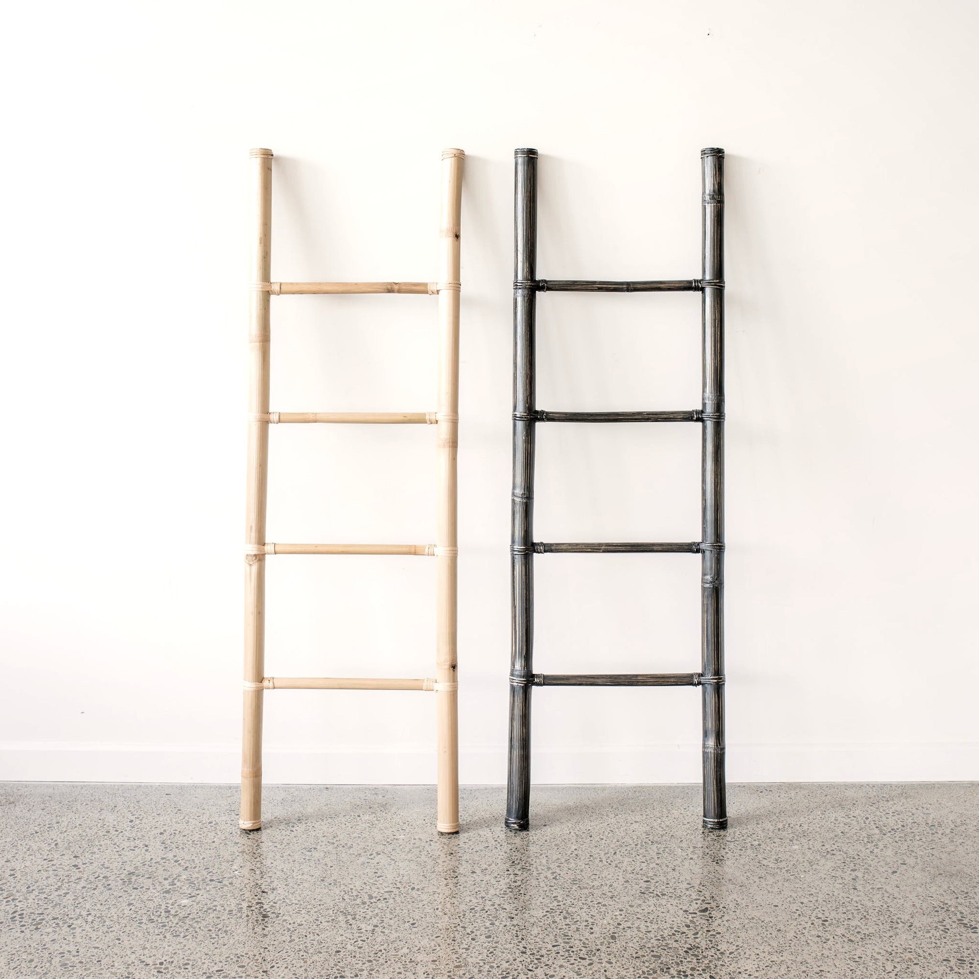 Construction strong sturdy straight black ladder and scaffolding parts bamboo ladders for hanging towels home use