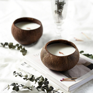 Coconut shell candle a wood and a cotton wick for decor wedding candles handmade beautiful various scents ready for export