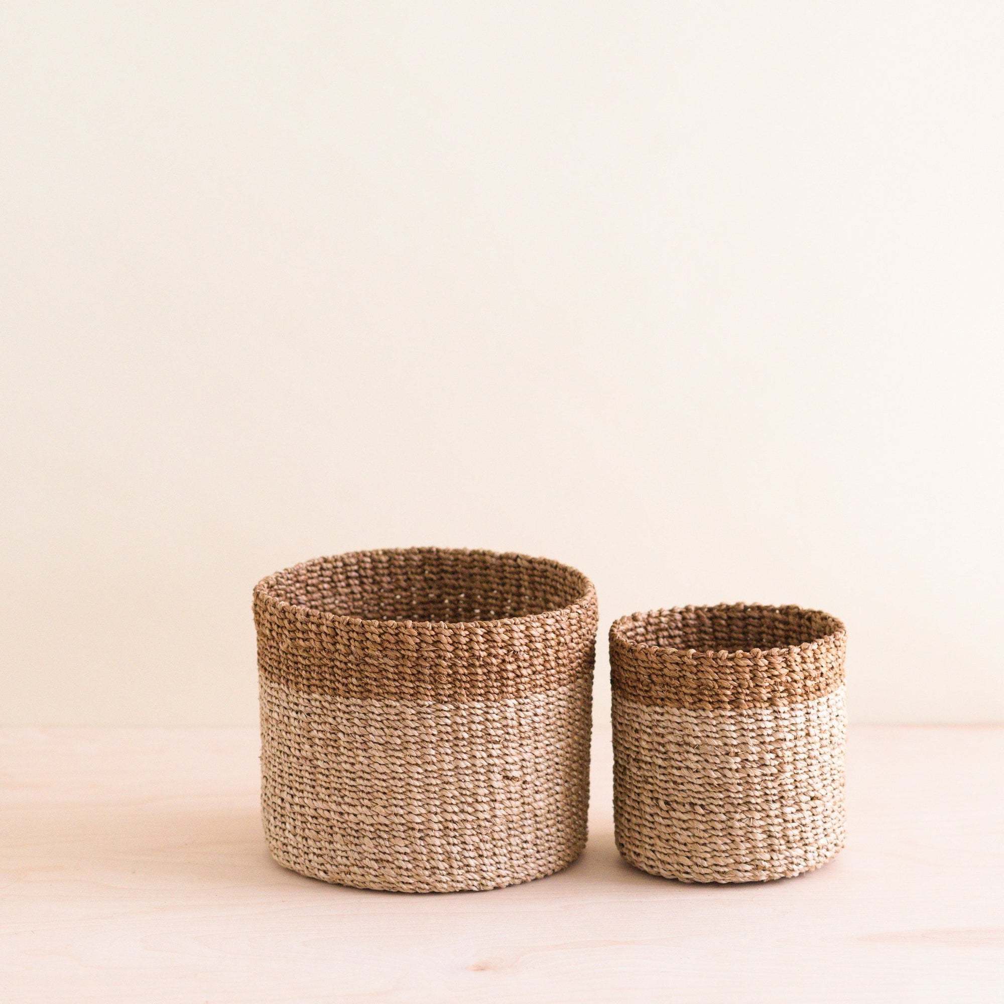 Wholesale best price eco-friendly straw raffia round plant pot seagrass woven planter pots garden decor floor vase